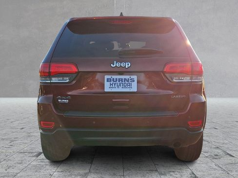 Used 2016 Jeep Grand Cherokee Laredo w/ Quick Order Package 23E image 9