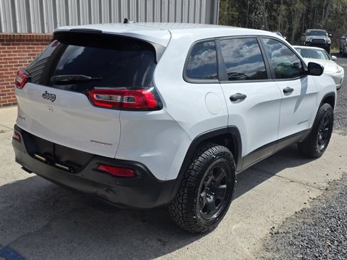 Used 2014 Jeep Cherokee Sport w/ Safety Group AWD/4WD image 6