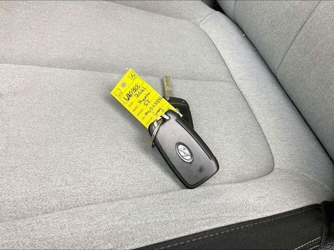 Used 2021 Hyundai Palisade SE AWD/4WD image 13