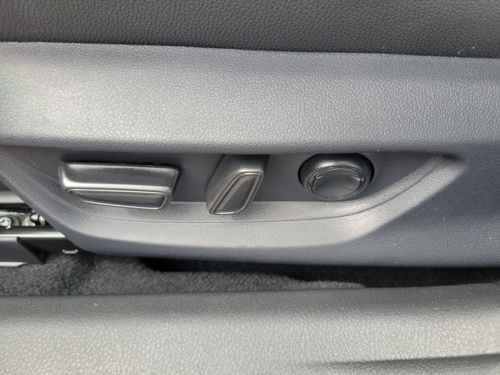 New 2026 Toyota Camry XLE FWD image 19