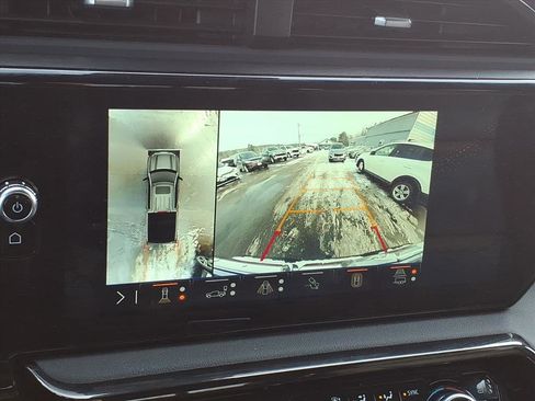 Used 2024 GMC Sierra 1500 AT4 w/ Technology Package image 22