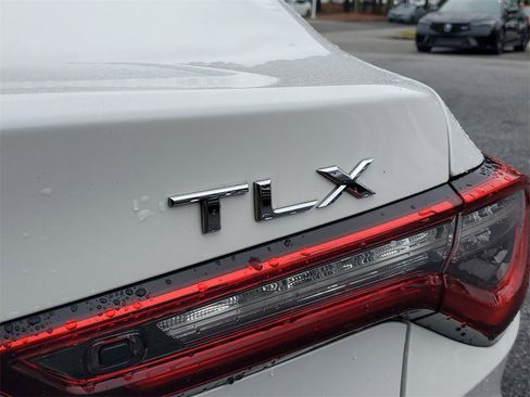 Certified 2022 Acura TLX w/ Technology Package image 8