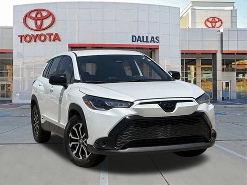 Used 2024 Toyota Corolla Cross AWD Hybrid image 1