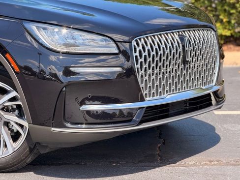 Used 2023 Lincoln Corsair FWD w/ Equipment Group 101A image 5