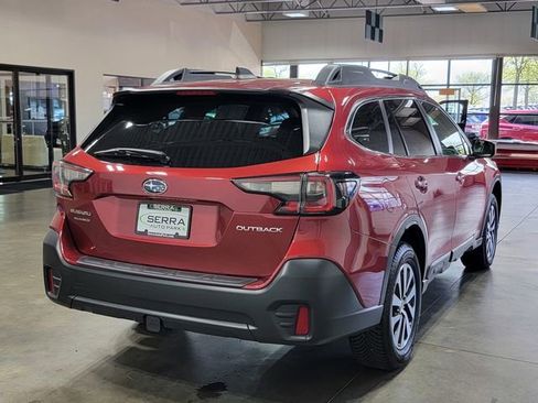 Used 2022 Subaru Outback Premium AWD/4WD image 5