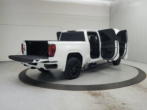 Used 2023 GMC Sierra 1500 AT4X AWD/4WD image 16