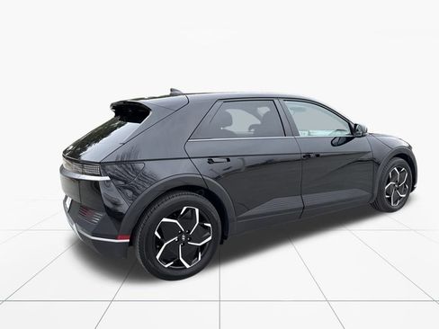 Used 2023 Hyundai Ioniq 5 SE w/ Cargo Package image 9