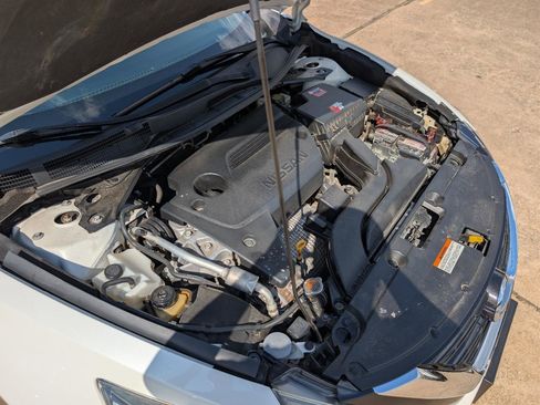 Used 2016 Nissan Altima 2.5 SL w/ Moonroof Package image 11