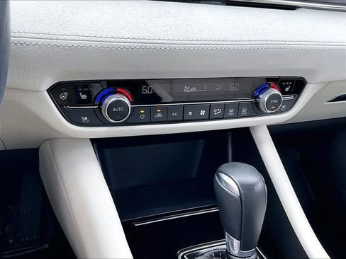 Used 2018 MAZDA MAZDA6 Signature image 26