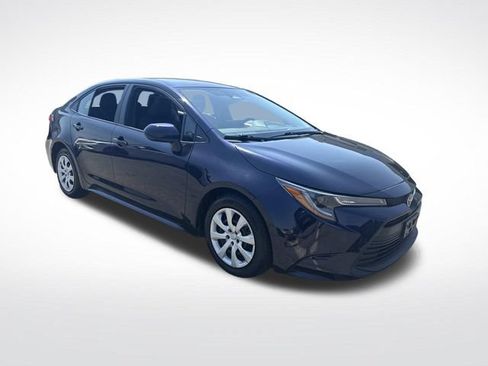 Used 2024 Toyota Corolla LE FWD image 9