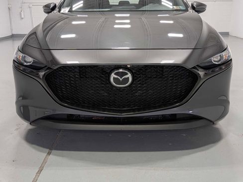 Used 2020 MAZDA MAZDA3 AWD Hatchback image 2