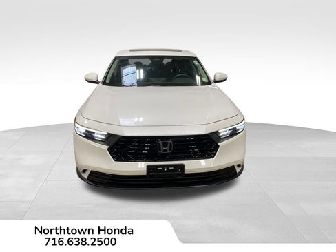 Used 2023 Honda Accord EX image 3