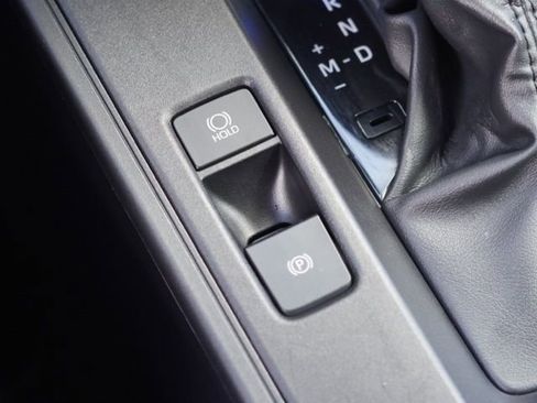 Certified 2026 Toyota Corolla Cross L FWD image 24