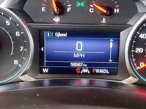 Used 2020 Chevrolet Equinox LT image 12