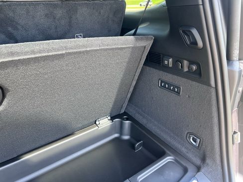 New 2026 Jeep Grand Wagoneer Summit AWD/4WD image 10