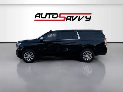 Used 2021 Chevrolet Suburban Premier w/ Premium Package AWD/4WD image 4