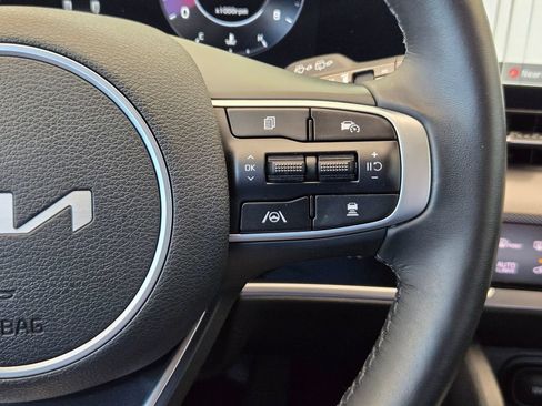 Used 2025 Kia Sportage SX FWD image 23
