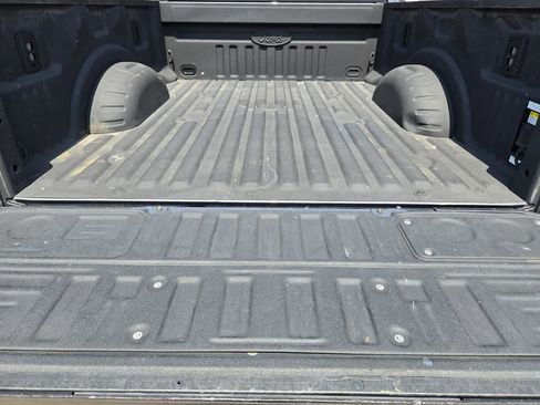 Used 2024 Ford F250 Platinum AWD/4WD image 31