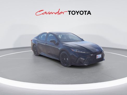 Certified 2026 Toyota Camry SE image 2