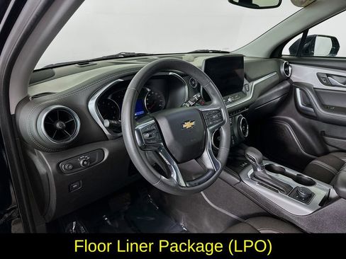 Used 2024 Chevrolet Blazer LT w/ Convenience Package image 14