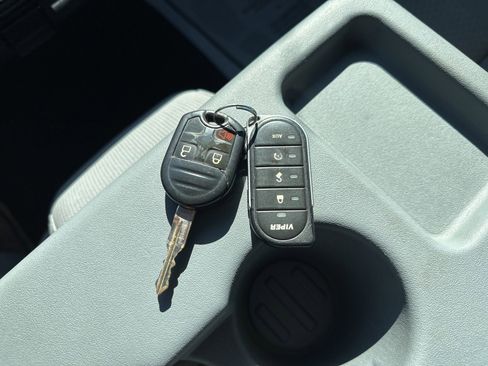 Used 2013 Ford F150 XLT w/ Luxury Equipment Group image 64