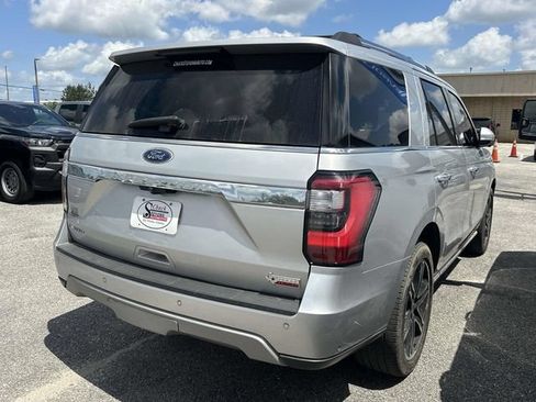 Used 2019 Ford Expedition Limited w/ Texas Edition Package RWD image 15