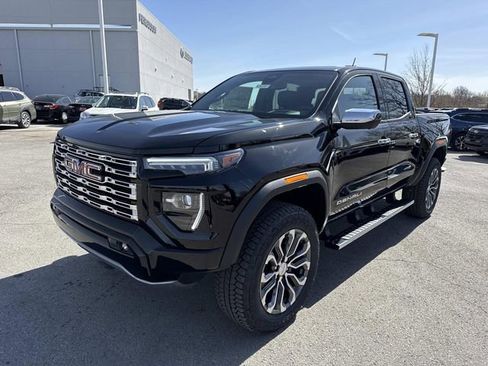 New 2026 GMC Canyon Denali image 8