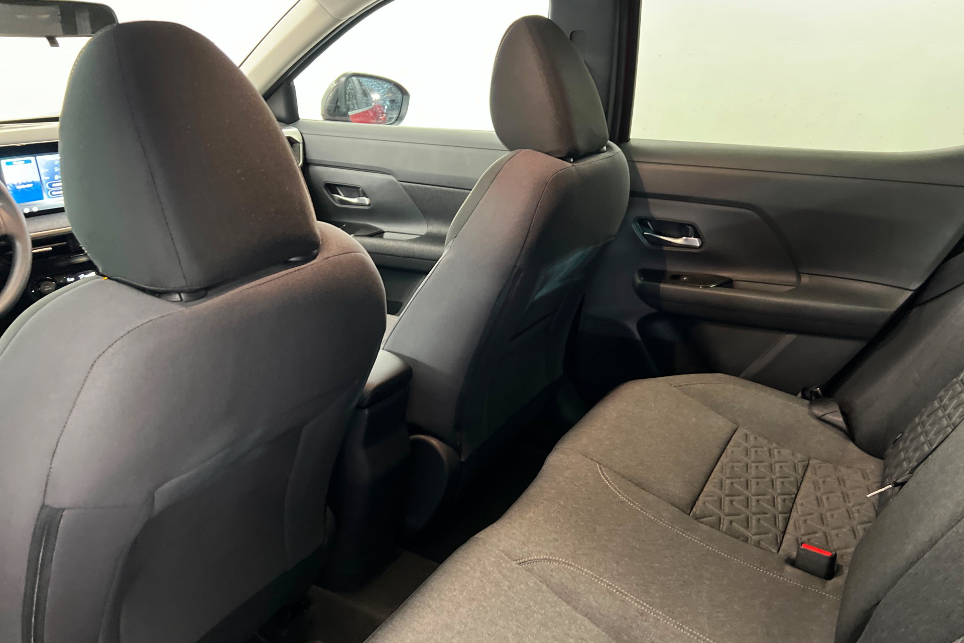 New 2026 Nissan Kicks SV w/ Cold Weather Package FWD image 21