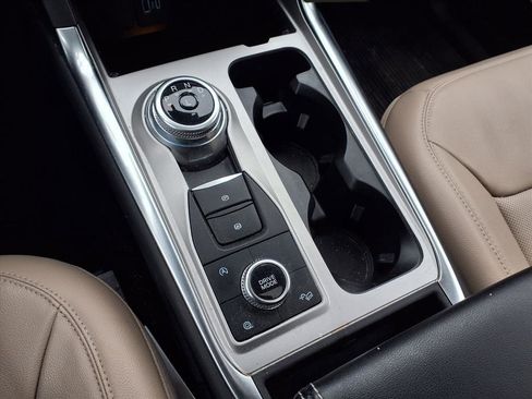 Used 2023 Ford Explorer Limited w/ Equipment Group 301A image 11