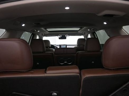 Used 2024 Honda Pilot Elite image 36