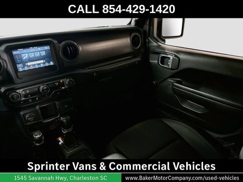 Used 2022 Jeep Wrangler Unlimited Sport AWD/4WD image 22