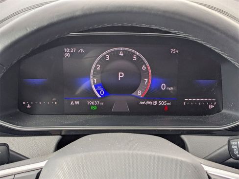 Used 2025 Volkswagen Jetta Sport image 19