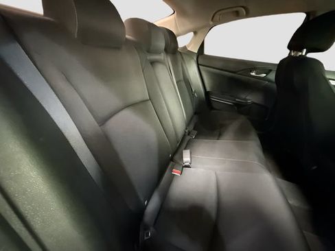 Used 2019 Honda Civic EX image 26