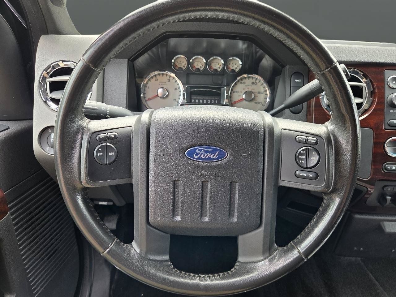 Used 2010 Ford F250 Lariat AWD/4WD image 19