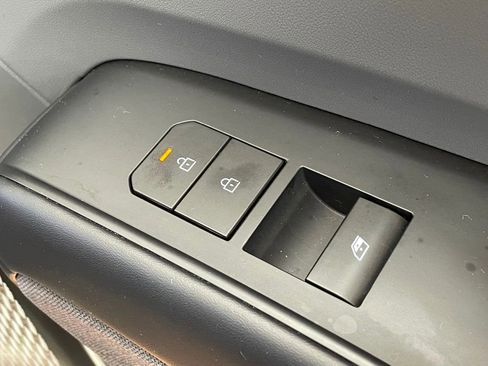 Used 2024 Kia EV9 Land image 48