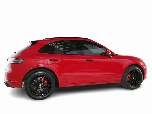 Used 2021 Porsche Macan GTS w/ Sport Chrono Package image 12