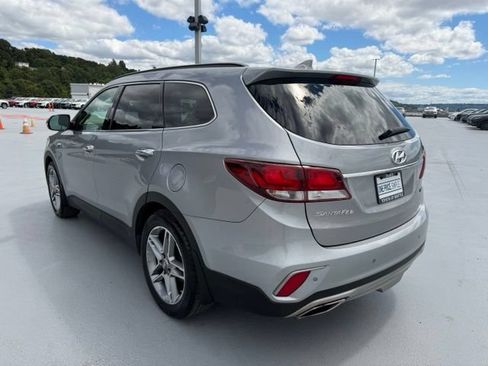 Used 2018 Hyundai Santa Fe AWD w/ SE Ultimate Tech Package 03 image 5