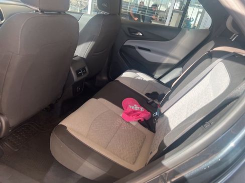 Used 2022 Chevrolet Equinox LS w/ Driver Confidence II Package image 14