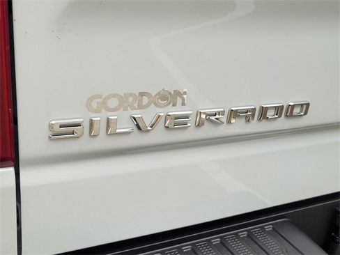 New 2026 Chevrolet Silverado 1500 LTZ w/ Z71 Off-Road Package image 19