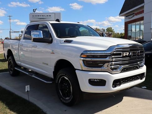 Used 2025 RAM 2500 Laramie image 4