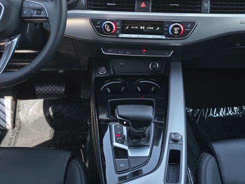 Used 2025 Audi A5 2.0T Premium Plus image 28