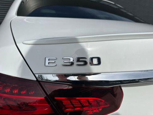 Used 2022 Mercedes-Benz E 350 Sedan image 14