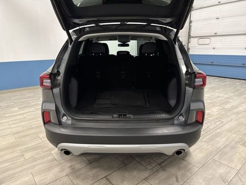 Used 2025 Ford Escape Platinum image 15