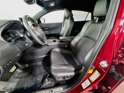 Used 2022 Toyota Venza XLE AWD/4WD image 20
