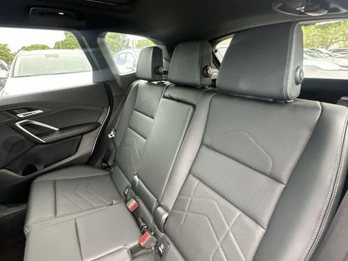 Used 2025 BMW X1 xDrive28i AWD/4WD image 15