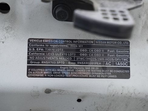 Used 2024 Nissan Pathfinder Rock Creek AWD/4WD image 28