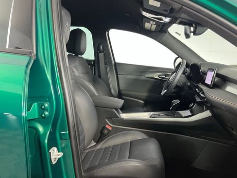 Used 2025 Alfa Romeo Tonale w/ Premium Package image 30