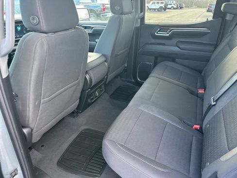 Used 2025 Chevrolet Silverado 1500 LT image 15