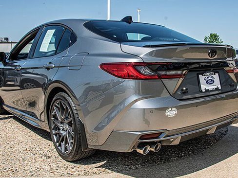Used 2025 Toyota Camry XSE w/ Premium Plus Package AWD/4WD image 3