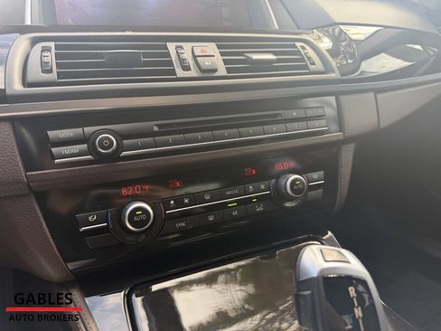 Used 2015 BMW 528i Sedan RWD image 24